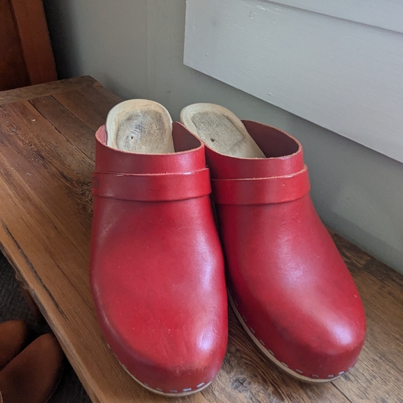 Swedish Hasbeens Red Leather Clogs size 40 GUC - Picture 13 of 13